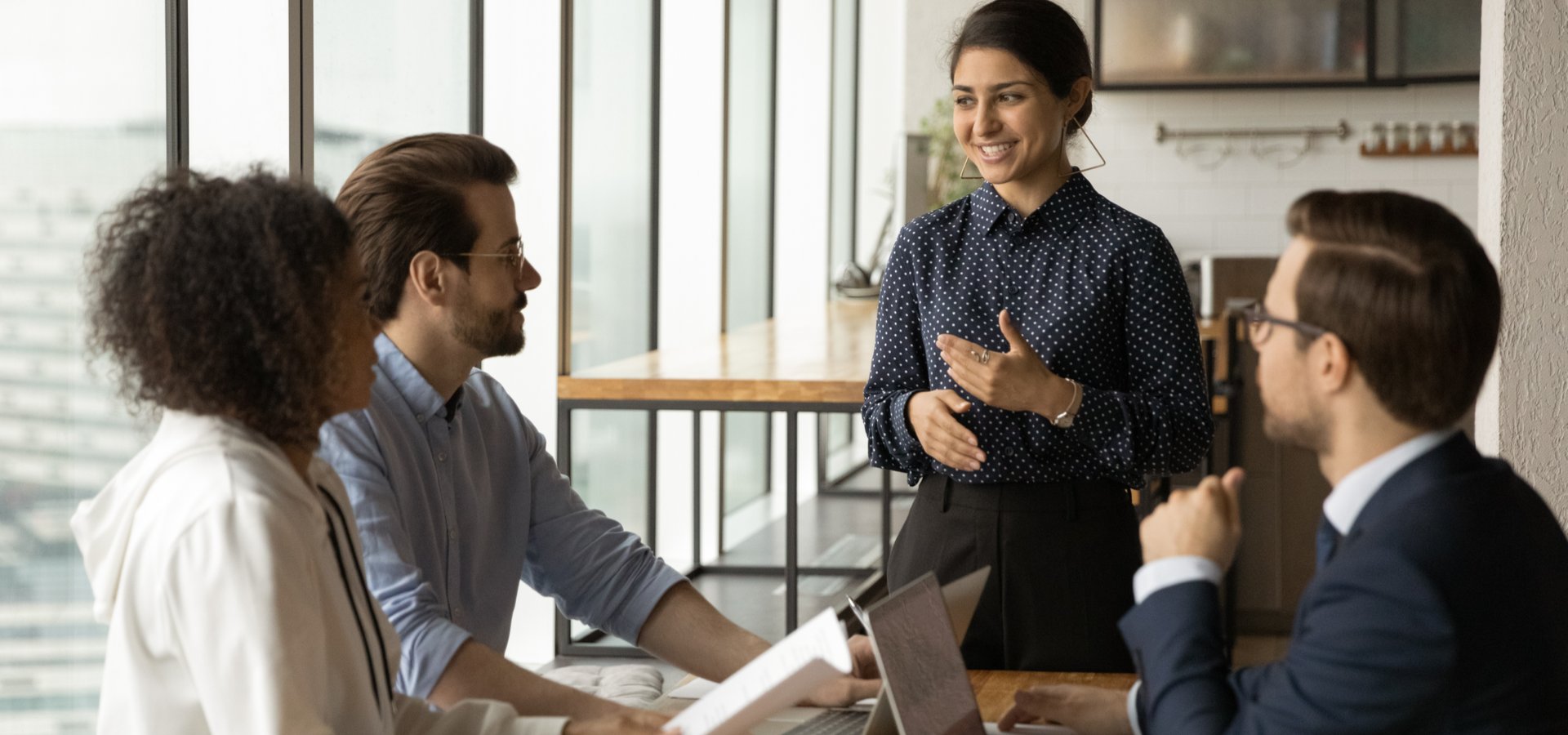 equipe de vendas no varejo
