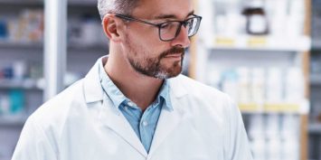 Cadastro de produtos em farmácia: 5 dicas para manter a eficiência