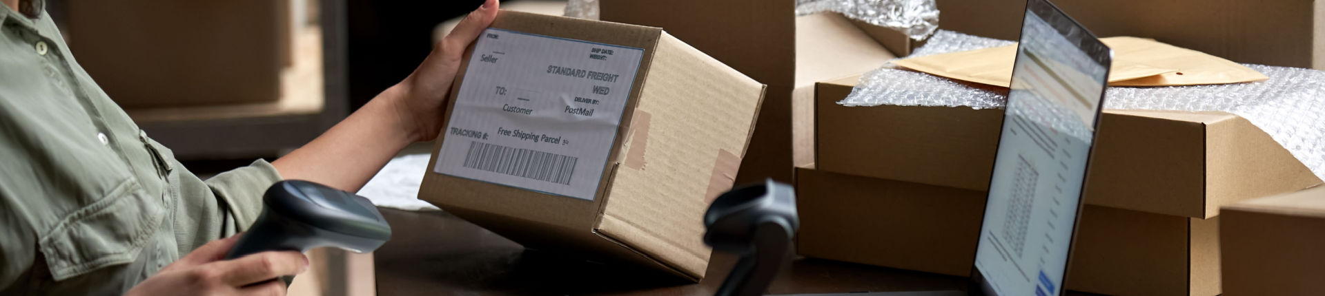 Estoque para marketplaces: 4 dicas importantes sobre controle e logística